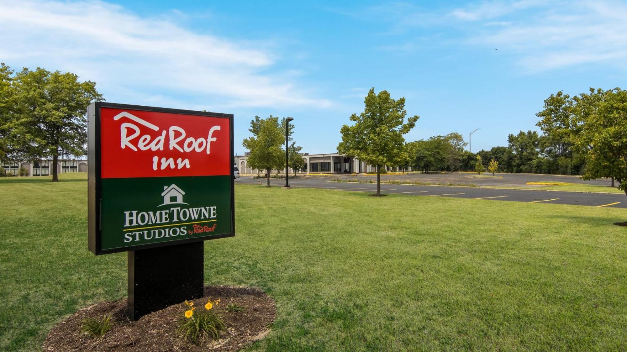 Hometowne Studios By Red Roof And Conference Center Chicago - N Aurora Naperville North Aurora Luaran gambar